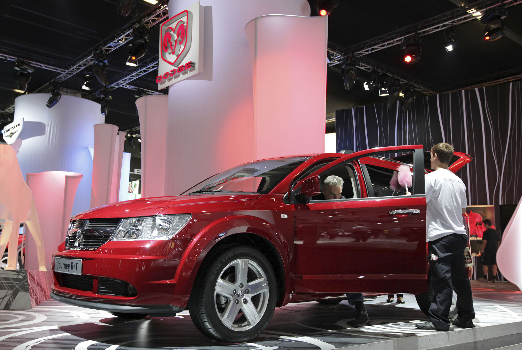 Dodge Journey: 106,759
